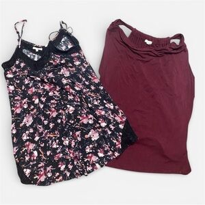 Maurices Women’s sleeveless shirts- lot of 2